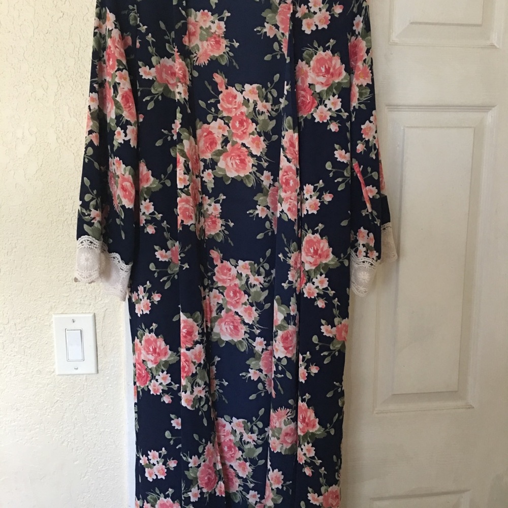 Cardigan - Picture 5 of 8